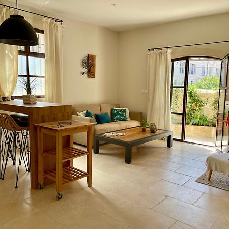 Maison De Village Fontvieille Esterno foto