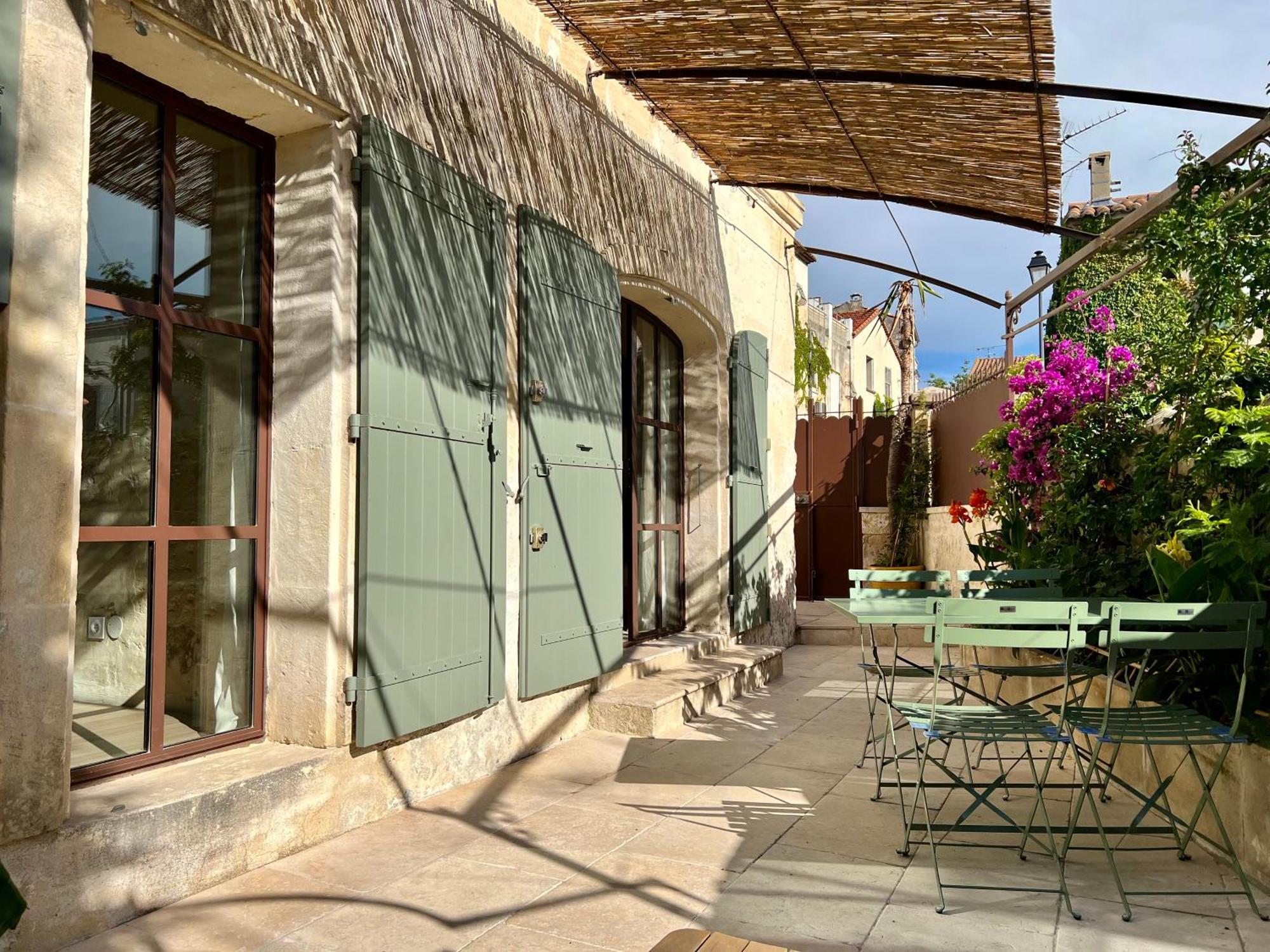 Maison De Village Fontvieille Esterno foto
